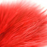 Красная пуховая щекоталка