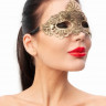 Золотистая женская карнавальная маска