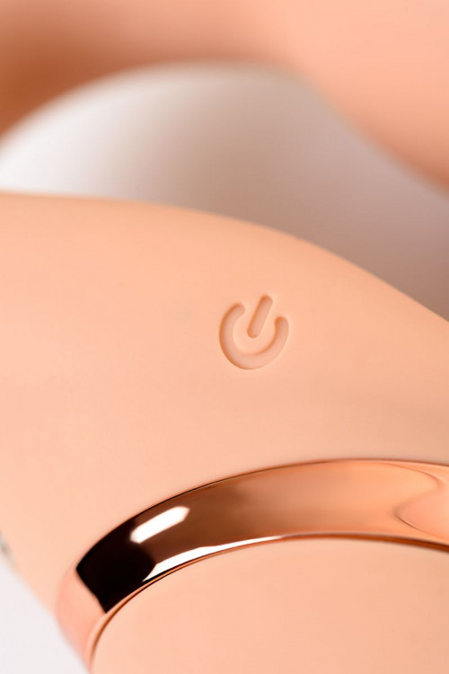 Телесный безремневой вибрострапон Vibrating Bendable Strap-On L
