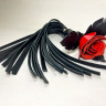 Черная кожаная плеть с красной лаковой розой в рукояти - 40 см.
